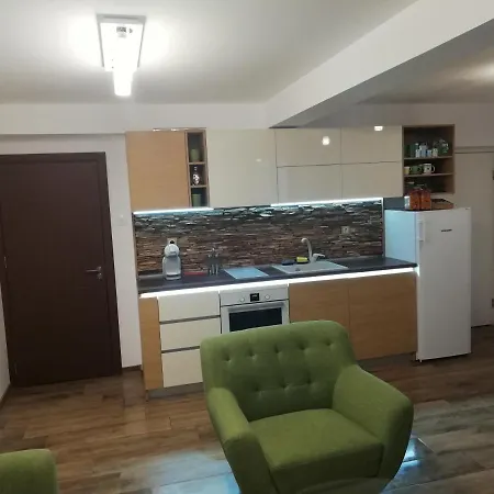 Ema Apartment
